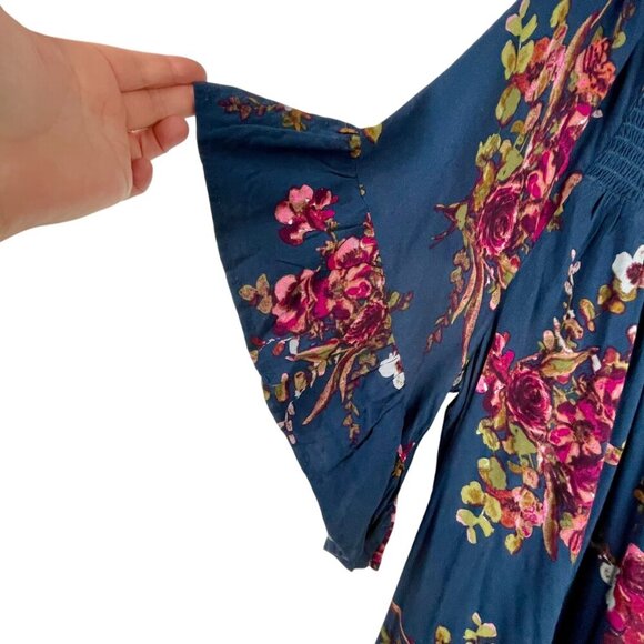 Terra & Sky Flutter Sleeve Blue Floral Blouse Sz 14W Smocked Neck Dark Romantic - Picture 10 of 15